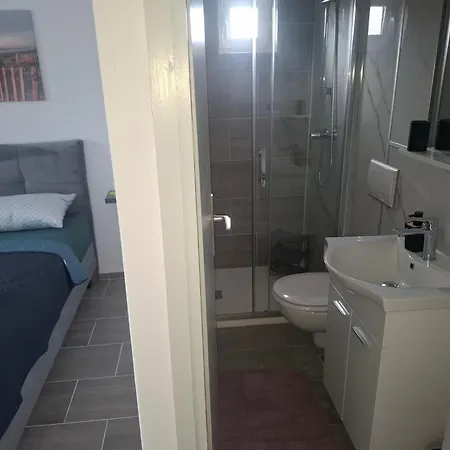Appartamento With Parking Space Palit, Rab - 24800