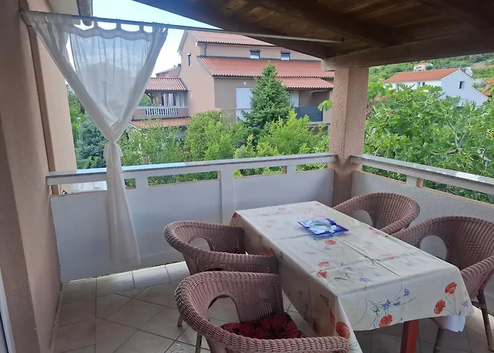 With Parking Space Palit, Rab - 24800 Appartamento