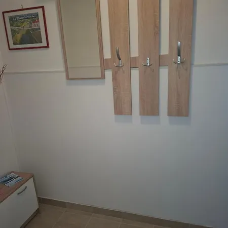 Apartmán With Parking Space Palit, Rab - 24800 *