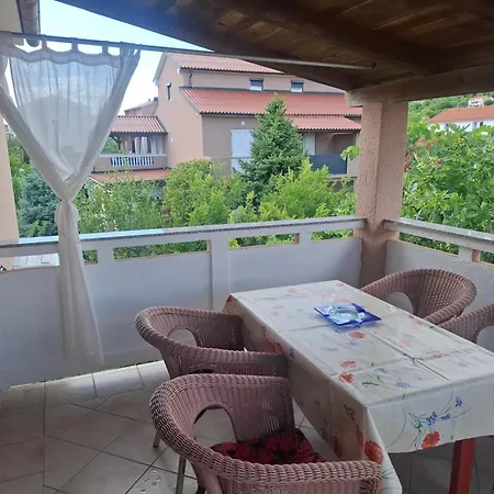 With Parking Space Palit, Rab - 24800 Apartmán